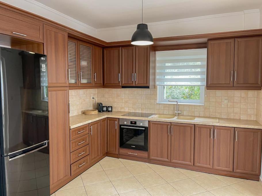 Afroditi'S Apartment Superb View Gythio Exterior foto